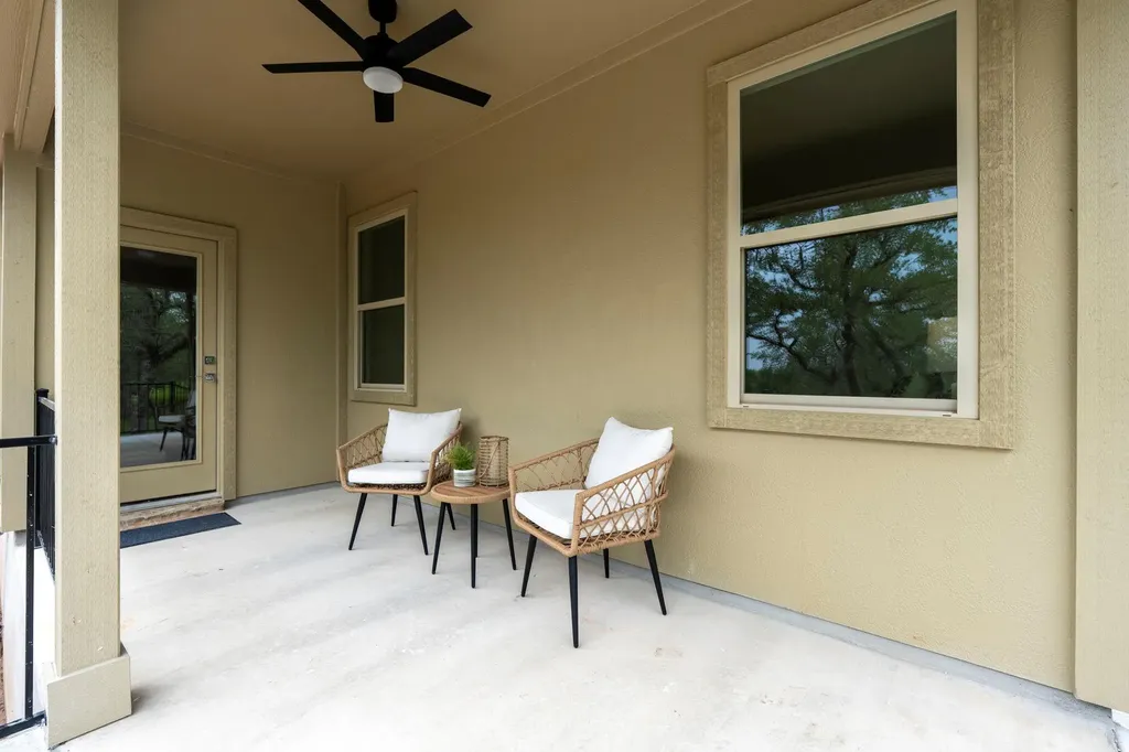 112 Twin Creek Circle Dripping Springs TX 78620