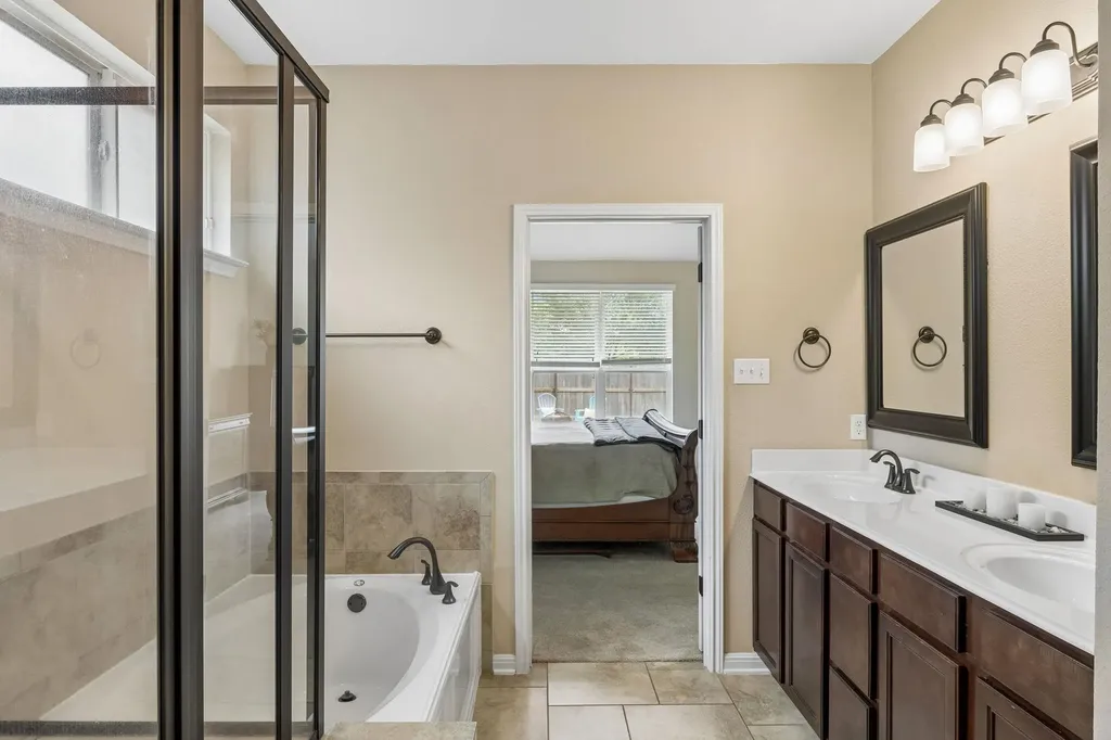 250 Mystic Hollow Buda TX 78610
