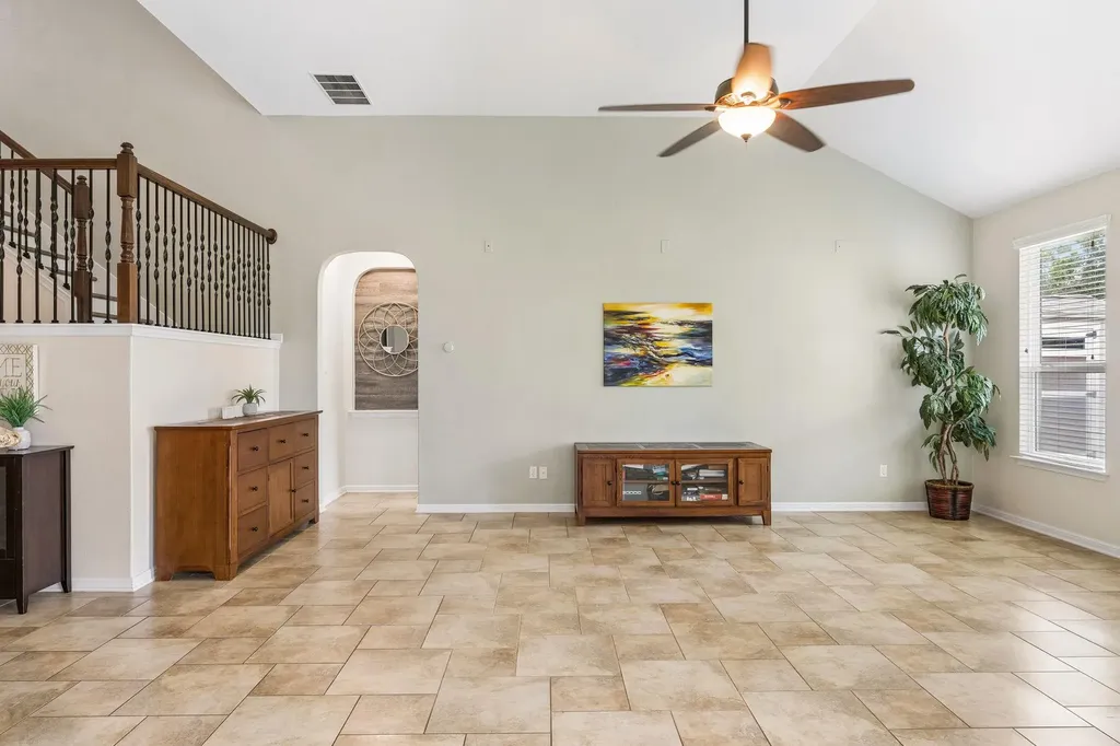 250 Mystic Hollow Buda TX 78610