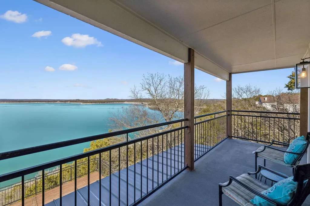 1335 Larson Drive Canyon Lake TX 78133