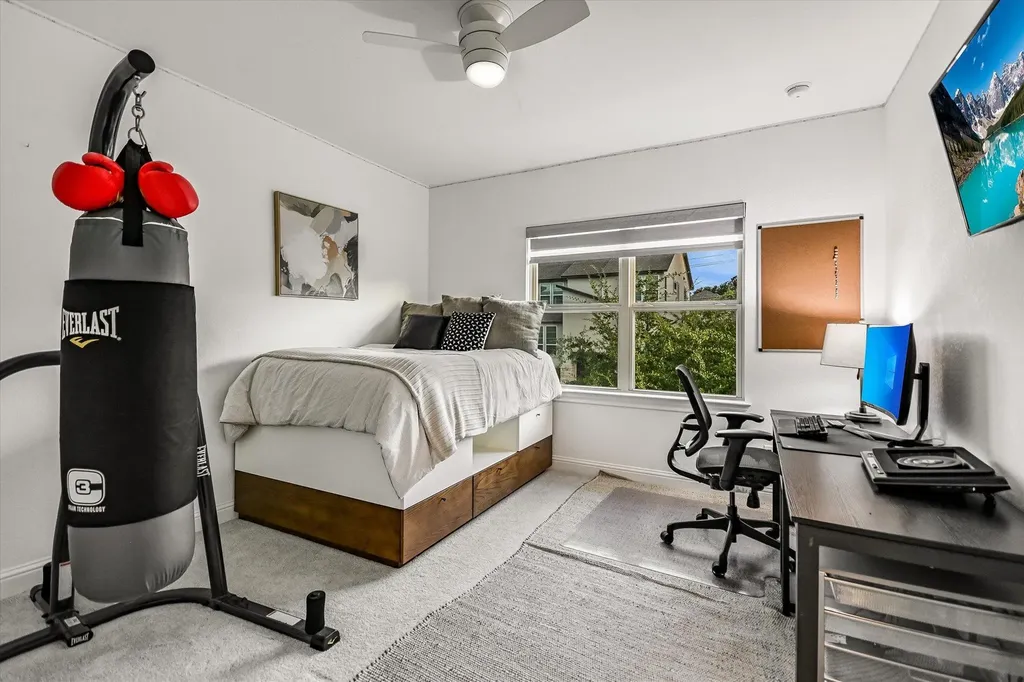 11520 Lake Stone Drive Austin TX 78738