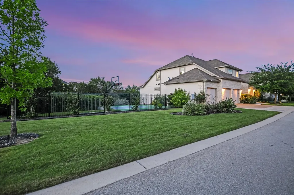 11520 Lake Stone Drive Austin TX 78738