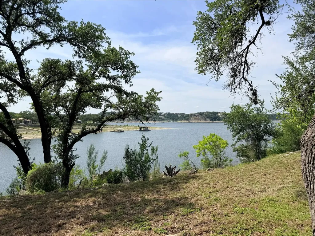 1200 Hurst Hollow Austin TX 78734