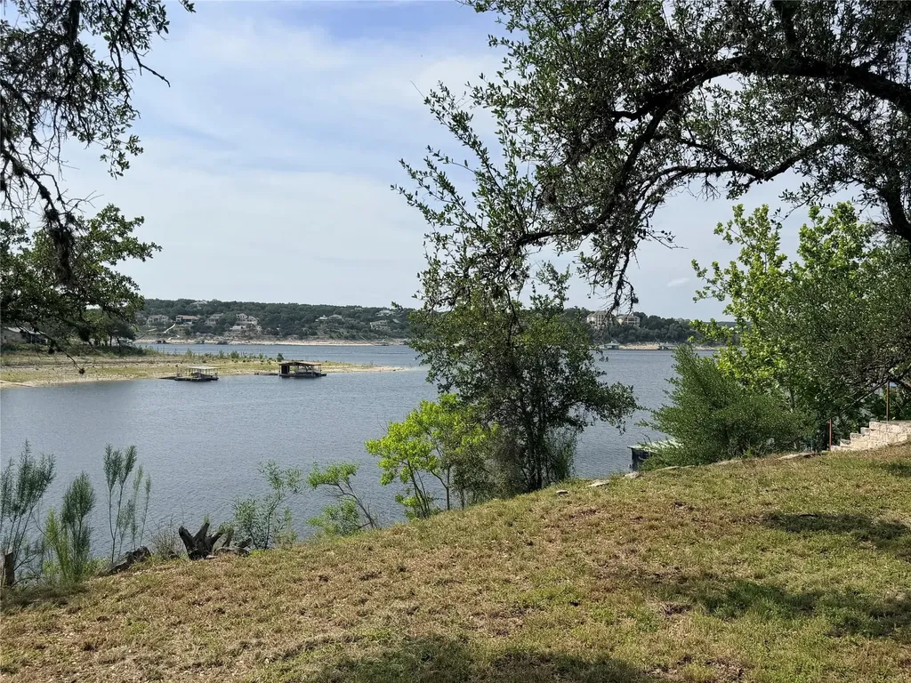 1200 Hurst Hollow Austin TX 78734