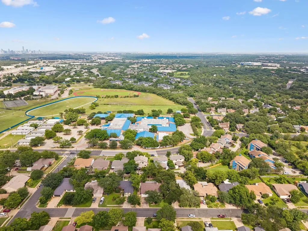6101 Sun Vista Drive Austin TX 78749