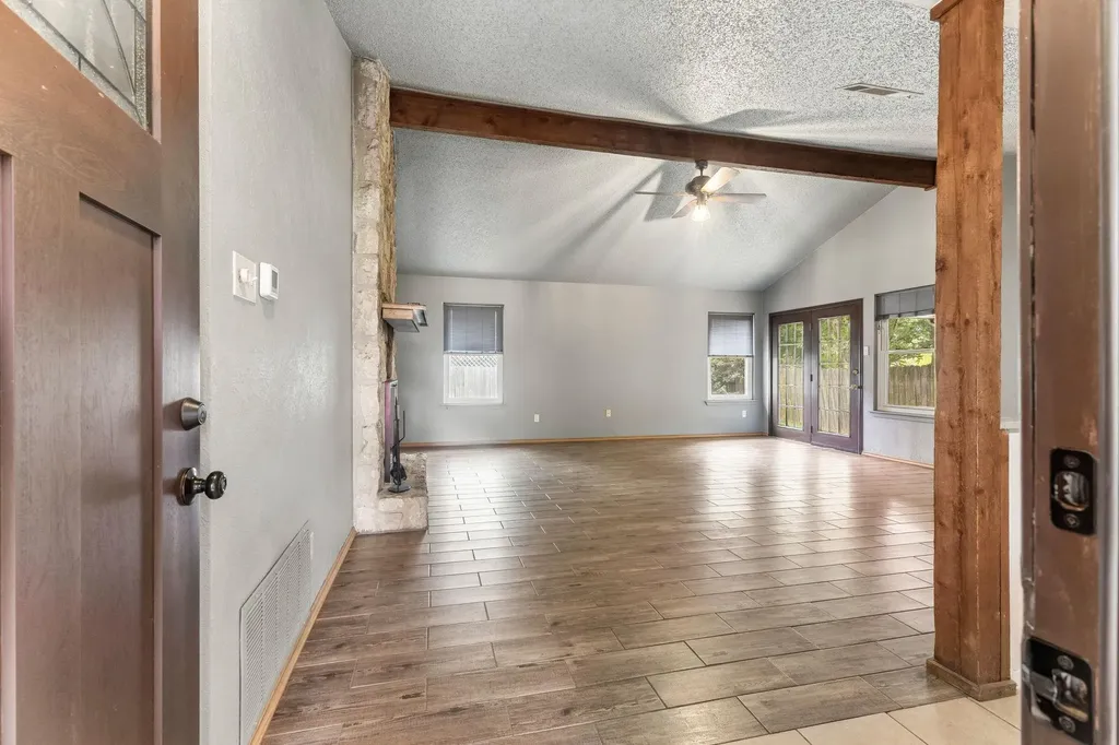 6101 Sun Vista Drive Austin TX 78749