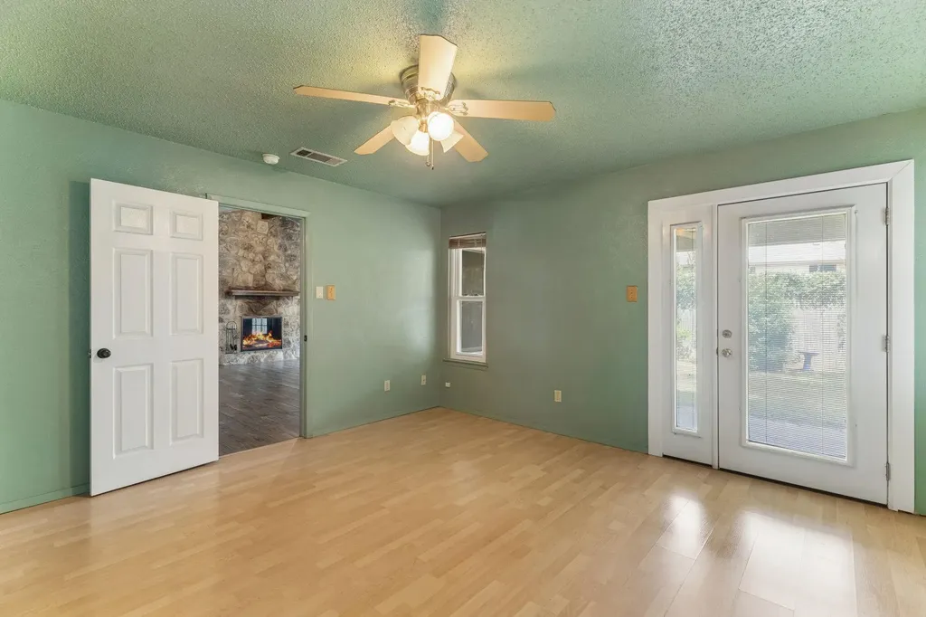 6101 Sun Vista Drive Austin TX 78749