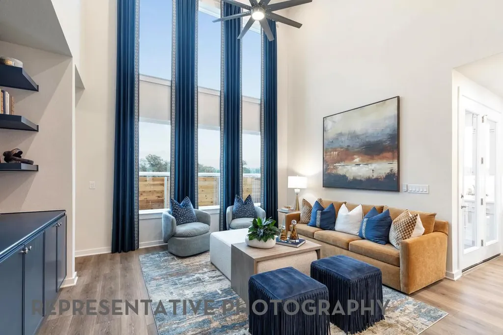 6305 Comanche Moon Trail Austin TX 78747