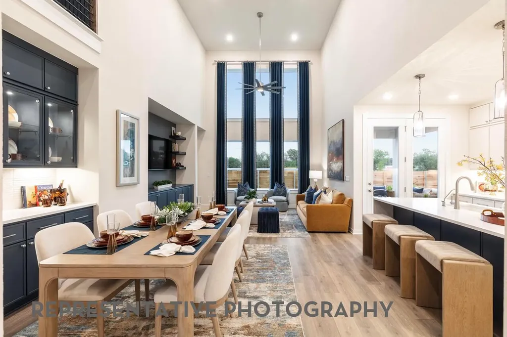 6305 Comanche Moon Trail Austin TX 78747