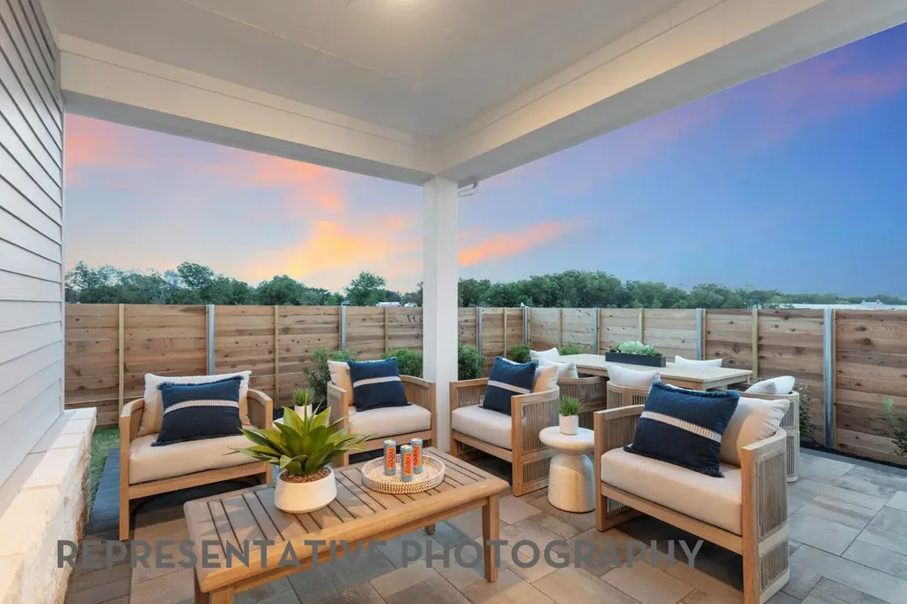 6305 Comanche Moon Trail Austin TX 78747