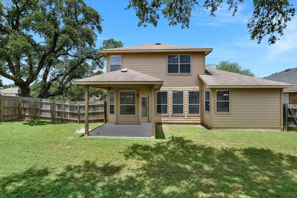 1612 Melissa Oaks Lane Austin TX 78744