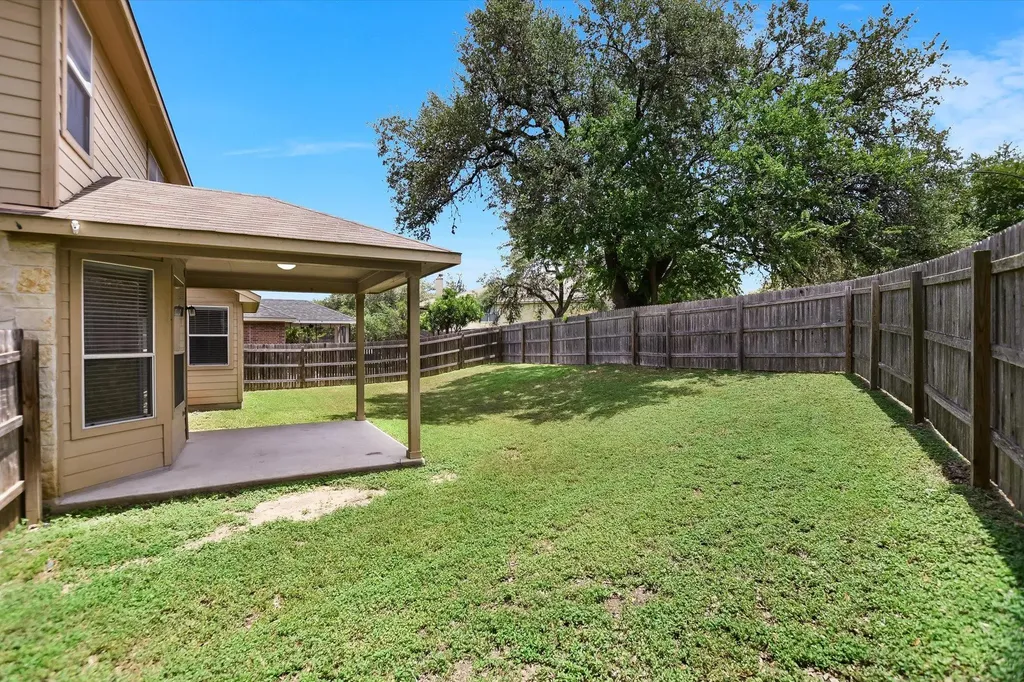 1612 Melissa Oaks Lane Austin TX 78744