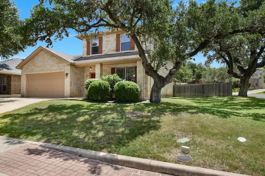 1612 Melissa Oaks Lane Austin TX 78744