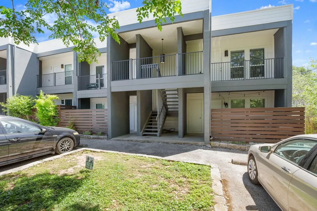 1509 W 39th 1/2 Street Austin TX 78756