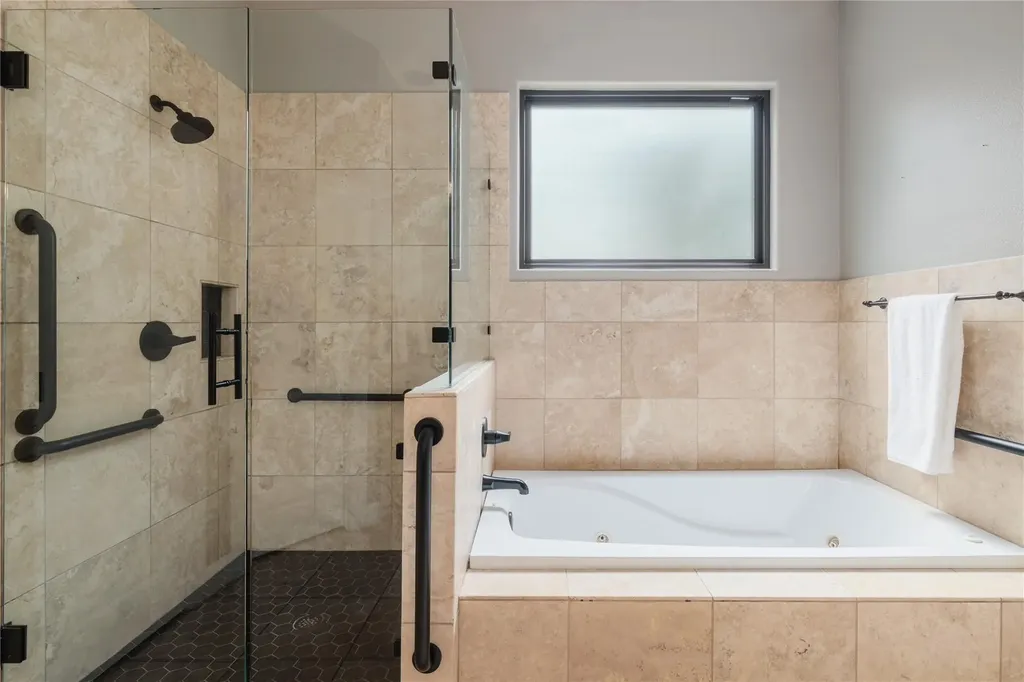 3511 Arrowhead Drive Austin TX 78731