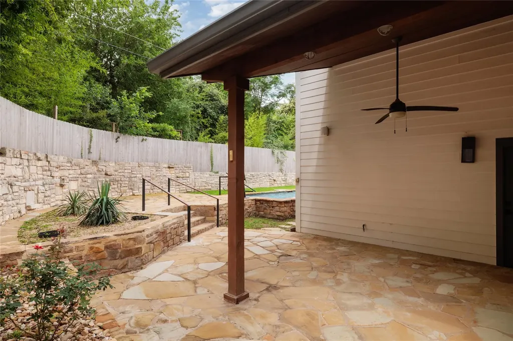 3511 Arrowhead Drive Austin TX 78731