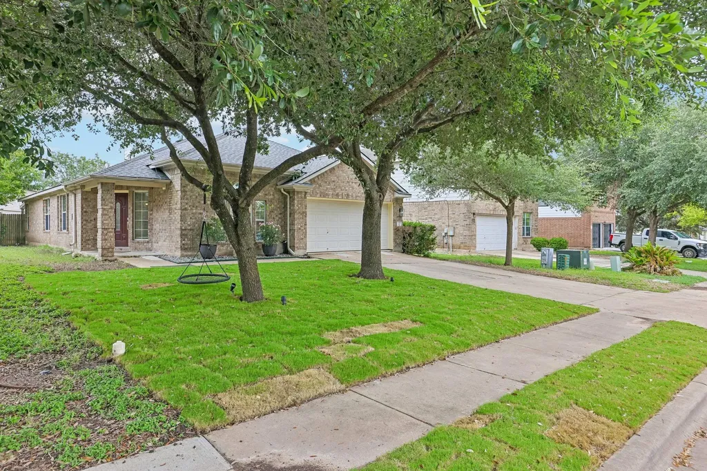 255 Paddington Drive Kyle TX 78640