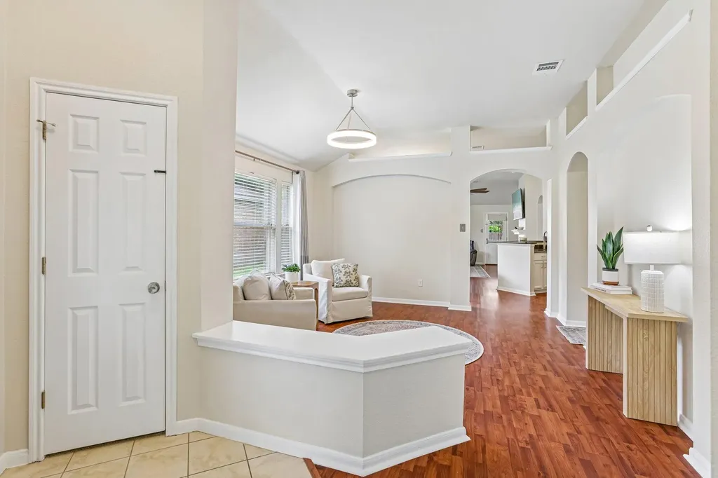 255 Paddington Drive Kyle TX 78640