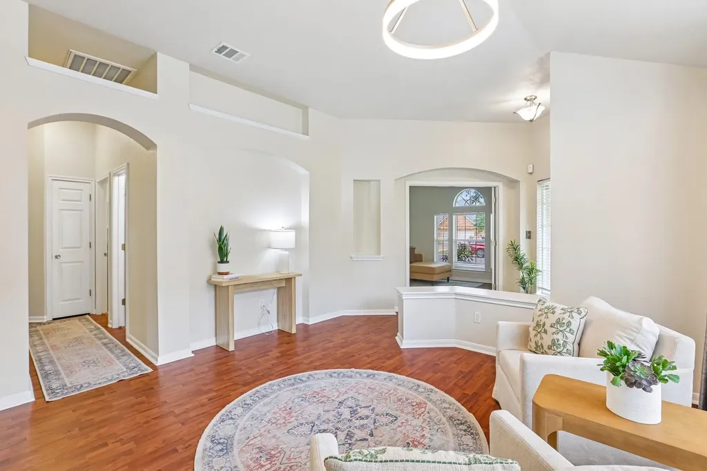255 Paddington Drive Kyle TX 78640