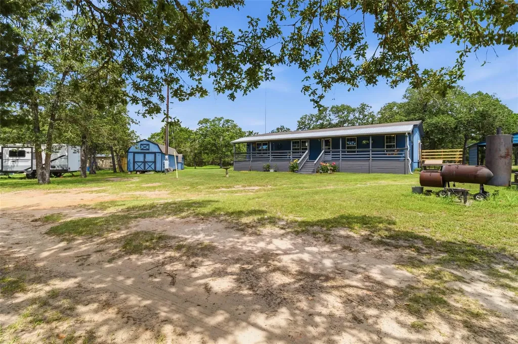 7921 Vista Ranch Road Smithville TX 78957