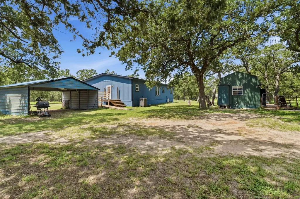 7921 Vista Ranch Road Smithville TX 78957