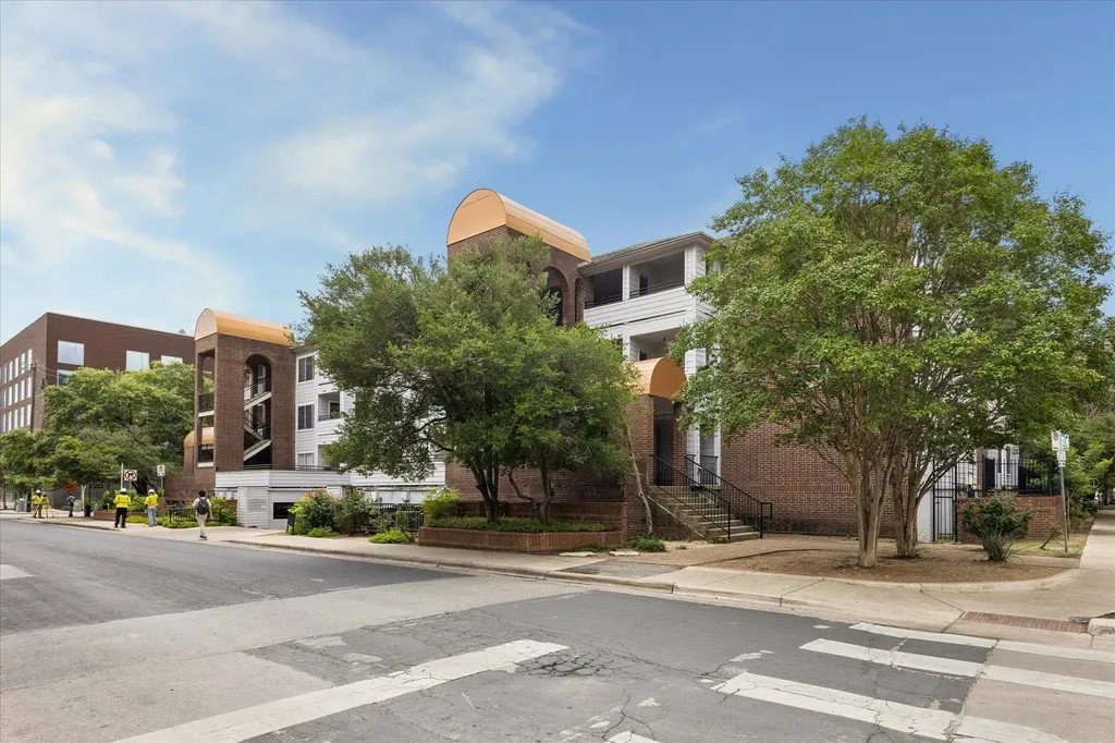 501 W 26th Street Austin TX 78705