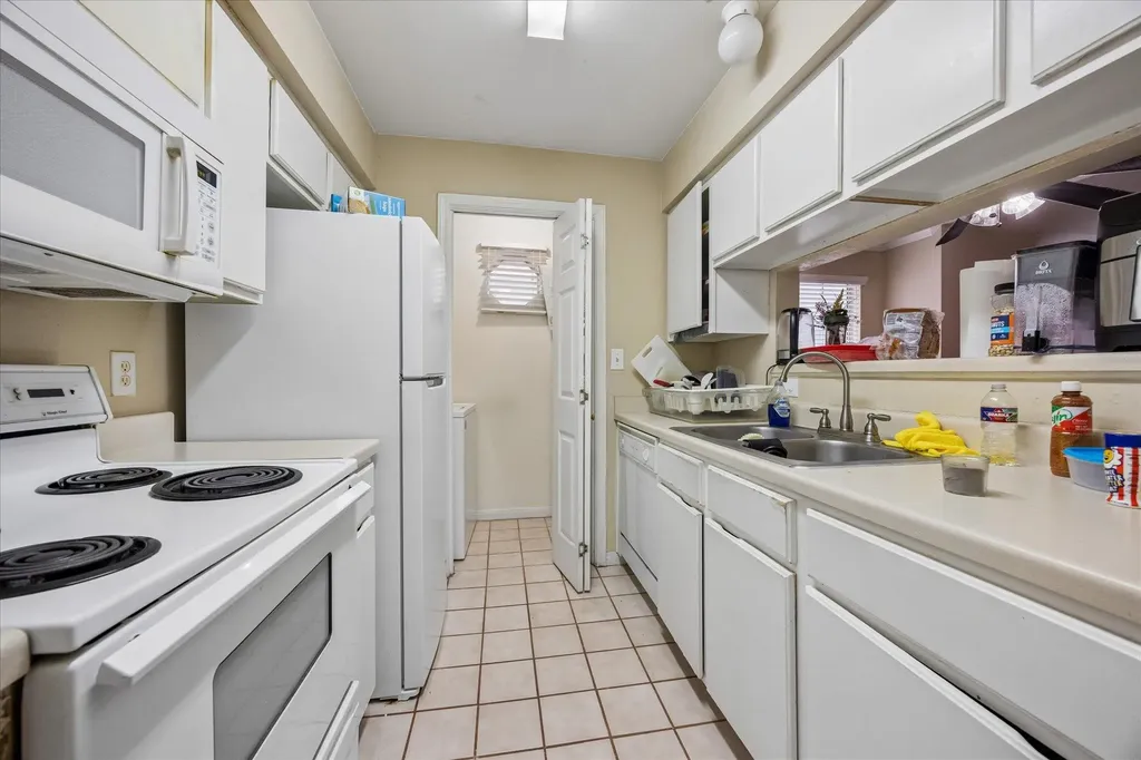 501 W 26th Street Austin TX 78705