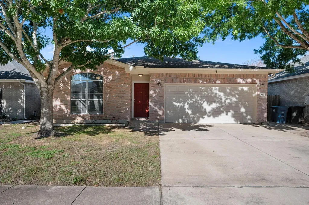 106 Shenandoah Trail Elgin TX 78621