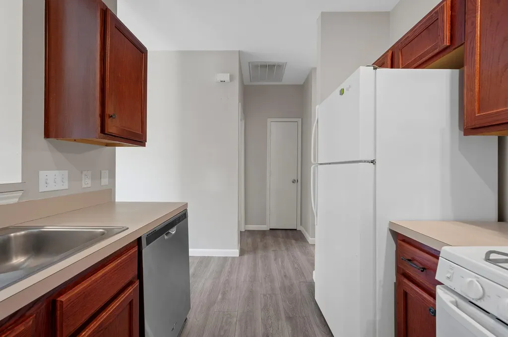 106 Shenandoah Trail Elgin TX 78621