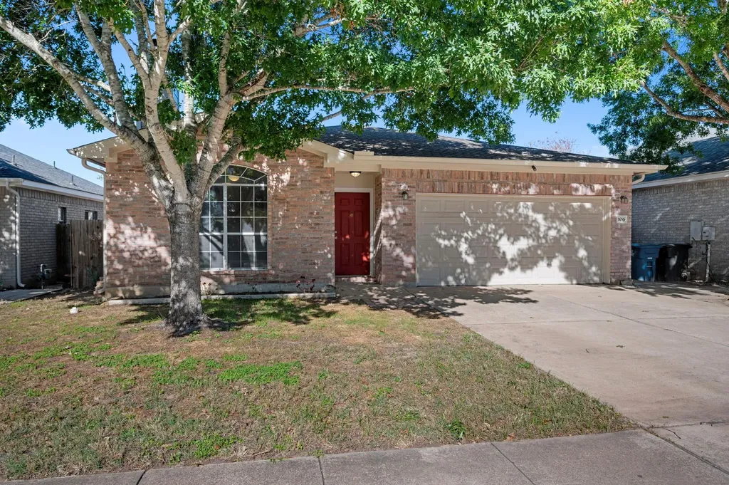 106 Shenandoah Trail Elgin TX 78621