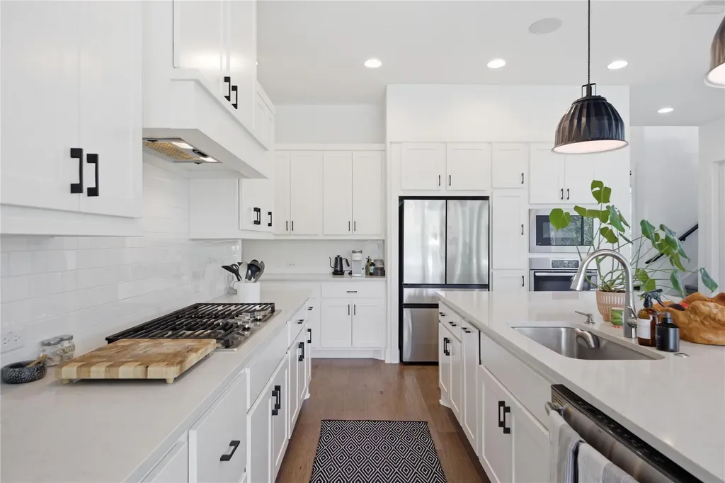 11609 Lake Stone Drive Austin TX 78738