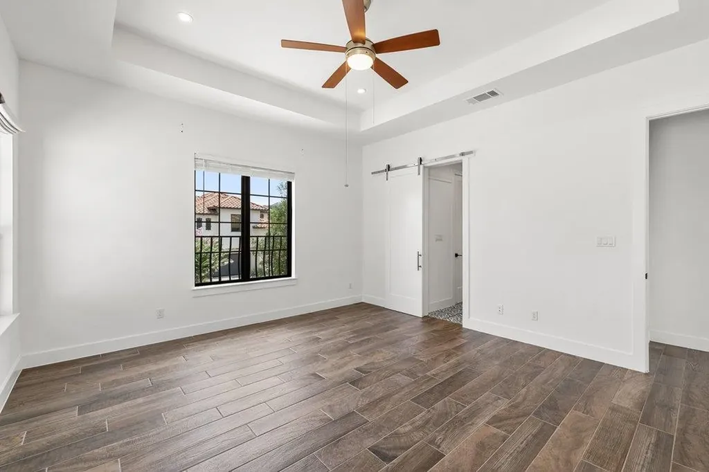 211 Honey Creek Court Austin TX 78738