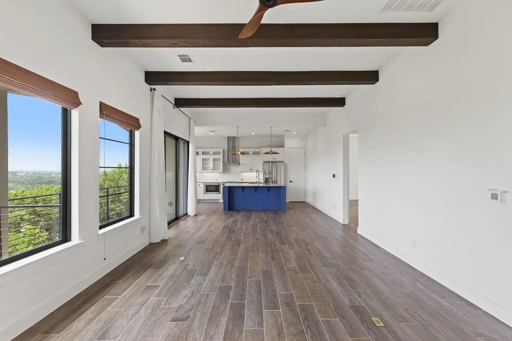 211 Honey Creek Court Austin TX 78738