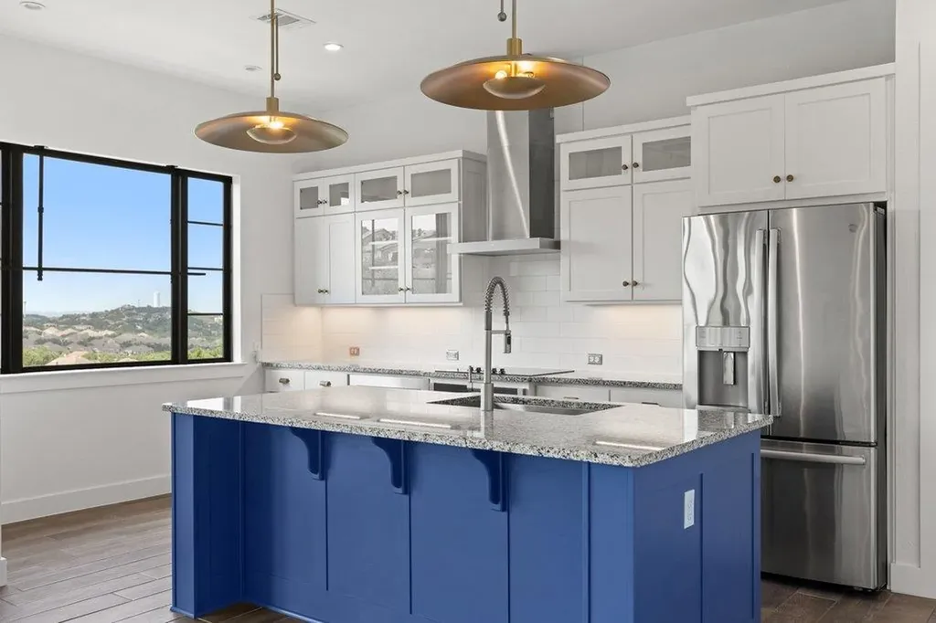 211 Honey Creek Court Austin TX 78738