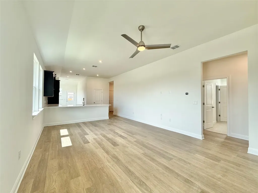 367 Porter Country Parkway Buda TX 78610