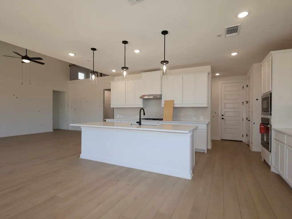 3721 Plentywood Lane Leander TX 78641