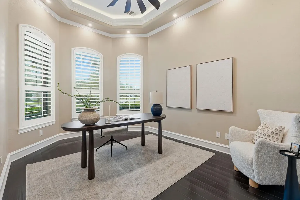 1917 Lakecliff Hills Lane Austin TX 78732