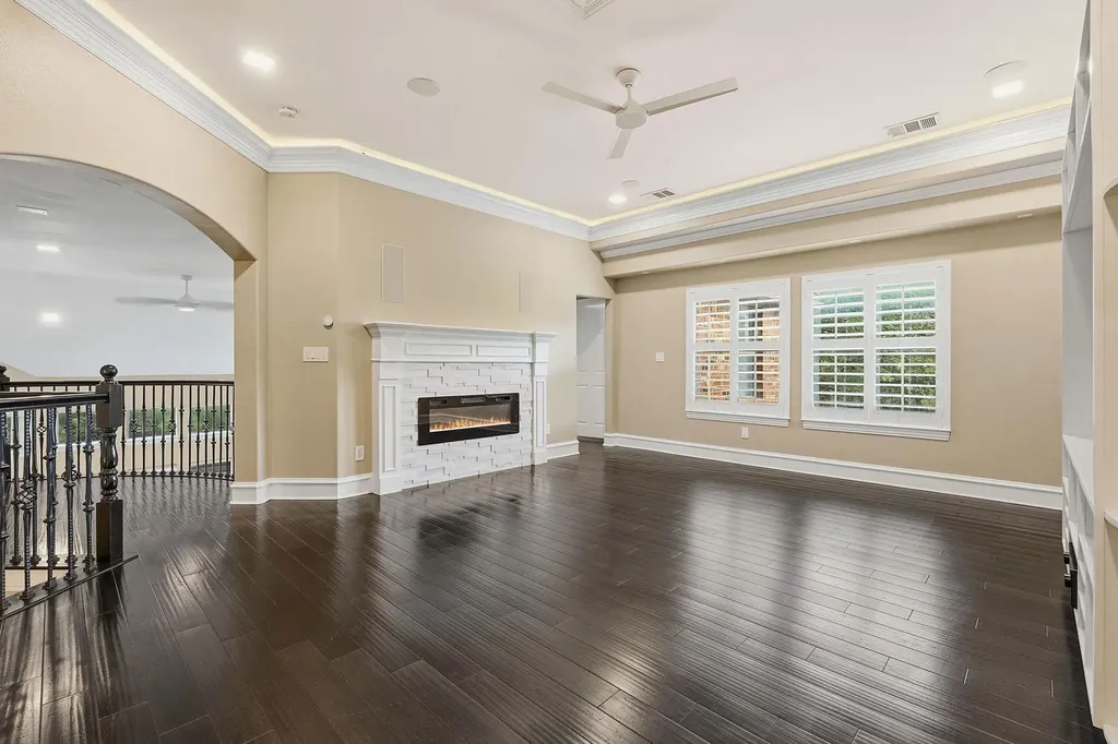 1917 Lakecliff Hills Lane Austin TX 78732