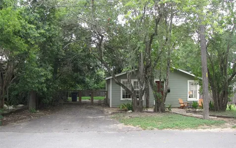 703 Upson Street Austin TX 78703