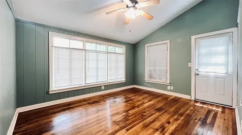 703 Upson Street Austin TX 78703