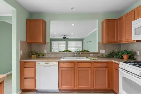 318 Barrington Farm Court Georgetown TX 78633