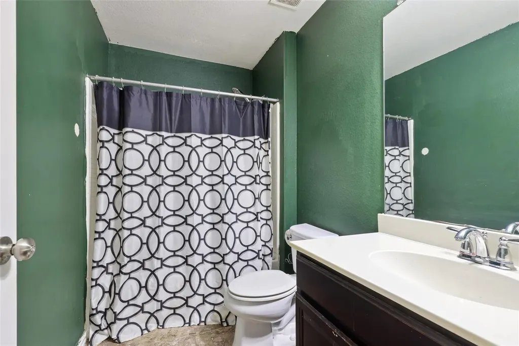 1917 Pecan Valley Drive Leander TX 78641