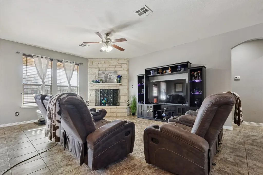 1917 Pecan Valley Drive Leander TX 78641