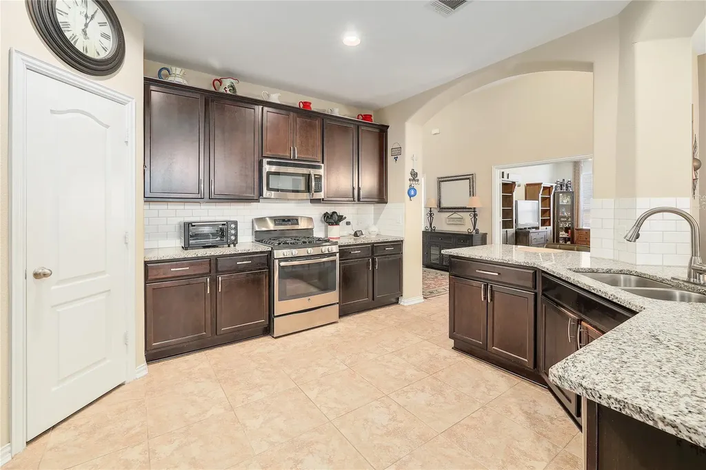 317 Orchard Hill Trail Buda TX 78610