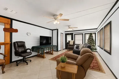 1009 Private Road 1024 Hallettsville TX 77964