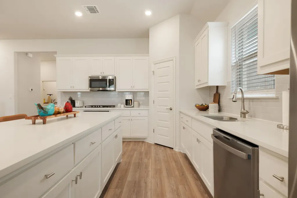 3932 Pine Cone Way Leander TX 78641