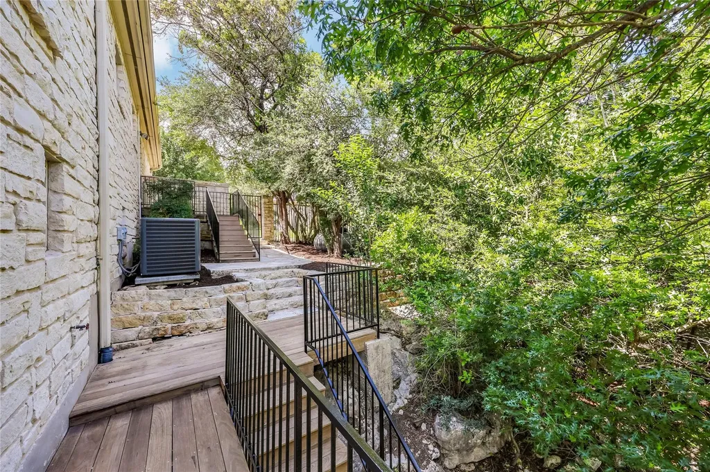 6403 Copperlily Cove Austin TX 78759