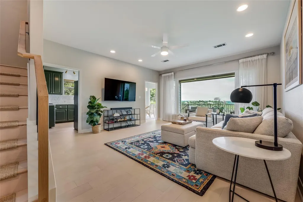 6403 Copperlily Cove Austin TX 78759
