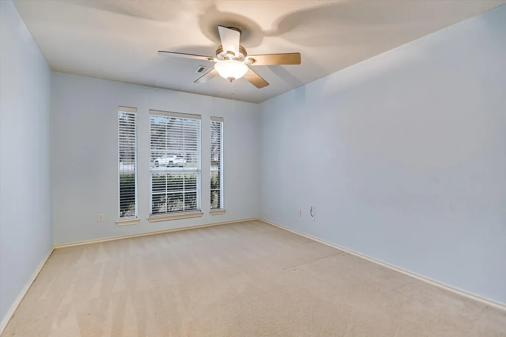 802 Sykes Court Pflugerville TX 78660