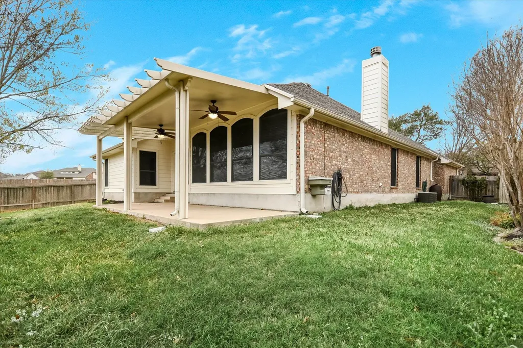 802 Sykes Court Pflugerville TX 78660